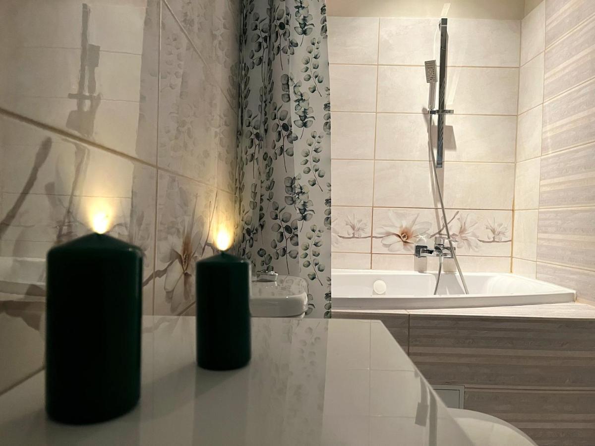 Apartament Stary Zdroj Wałbrzych Exteriör bild