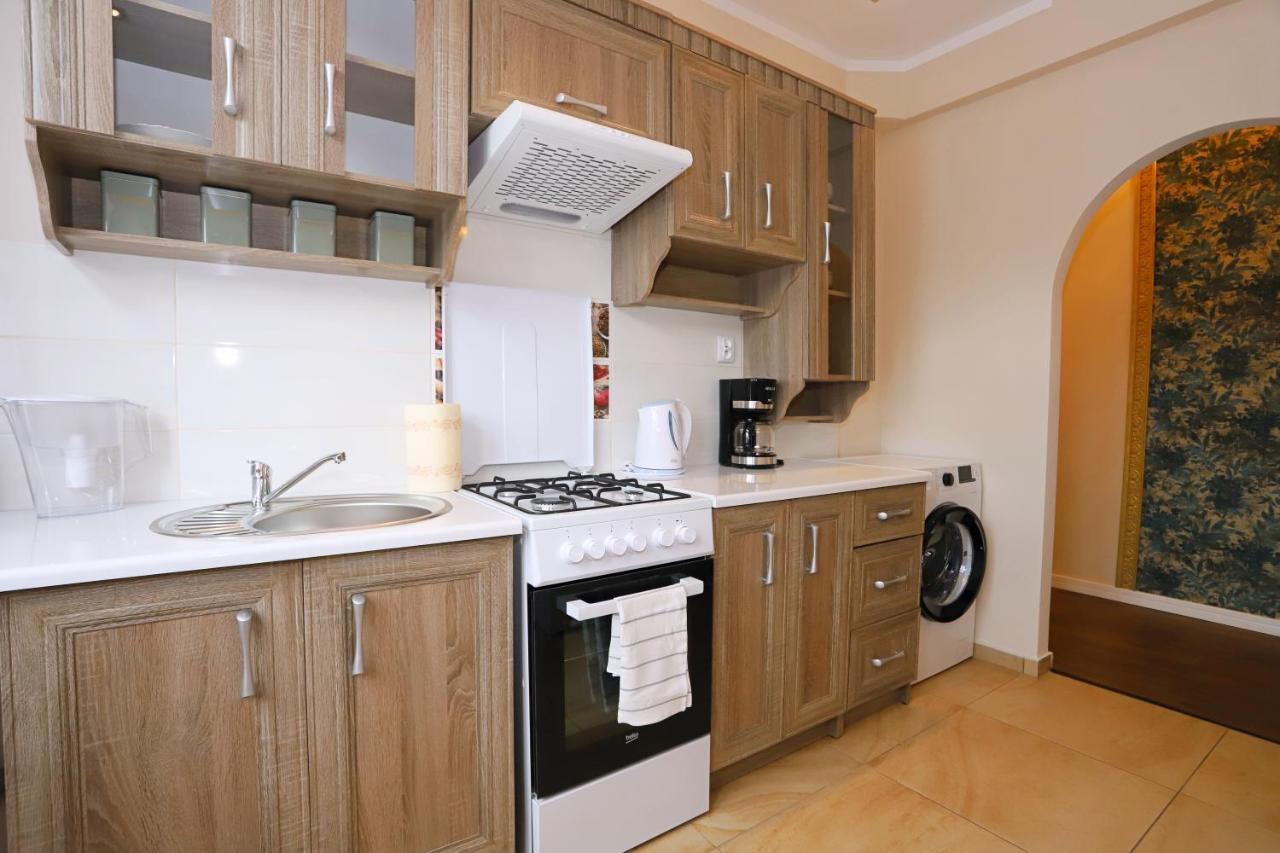 Apartament Stary Zdroj Wałbrzych Exteriör bild