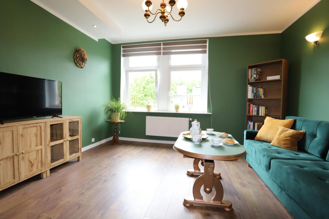 Apartament Stary Zdroj Wałbrzych Exteriör bild