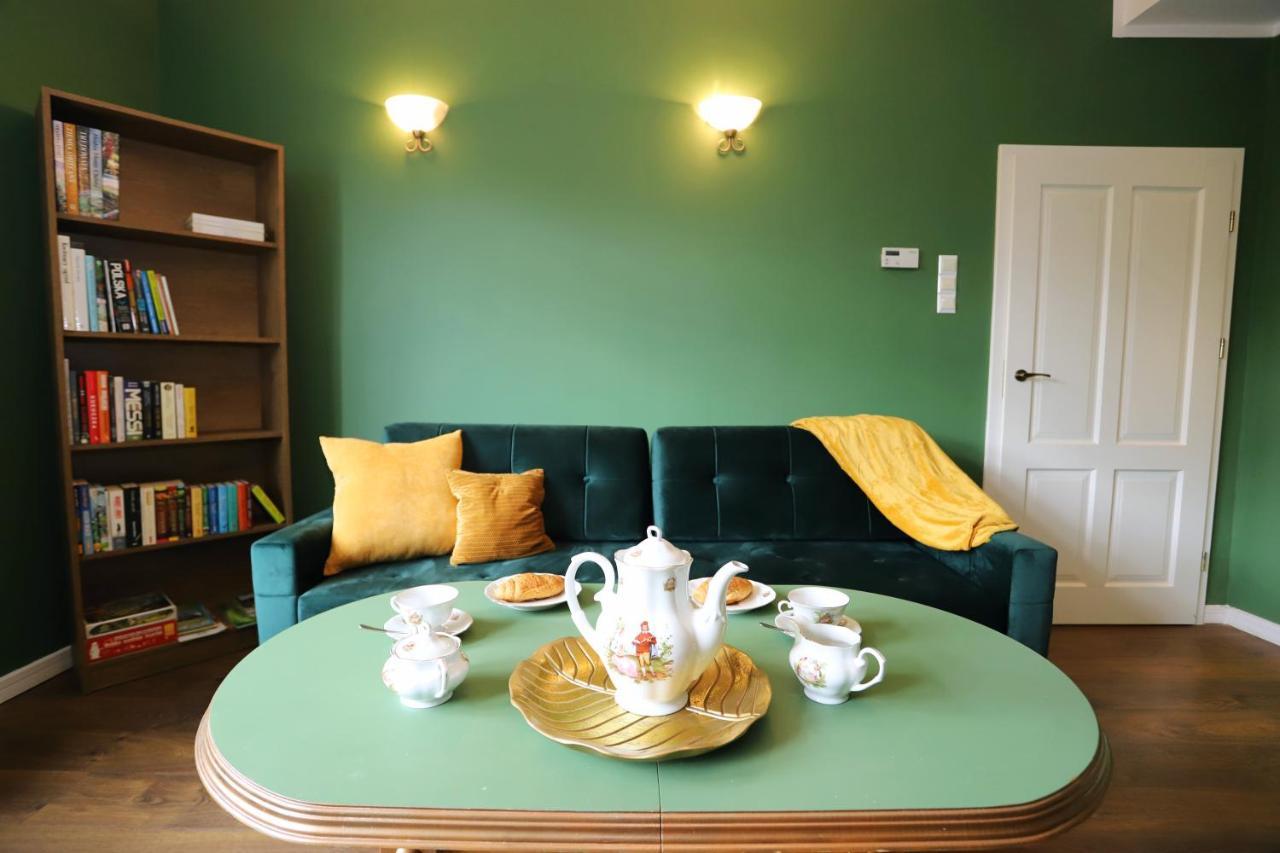 Apartament Stary Zdroj Wałbrzych Exteriör bild